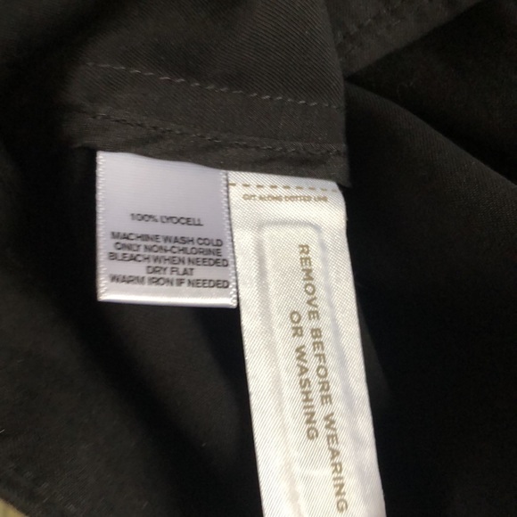 Loft NWT lightweight jacket w/snaps and zipper - Picture 6 of 7